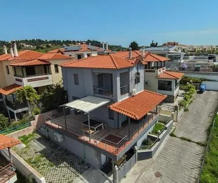 Seaview House 1 *